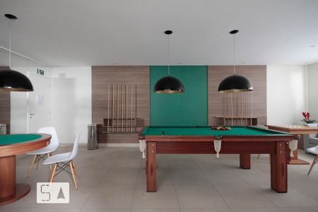 Apartamento para alugar com 40m², 1 quarto e 1 vaga Apartamento para alugar com 40m², 1 quarto e 1 vagaSalão de Jogos