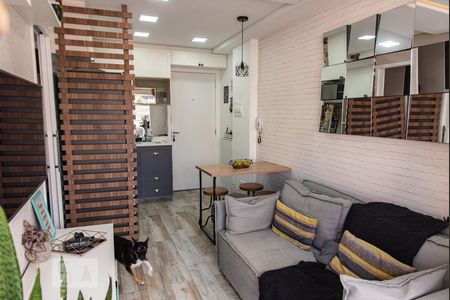 Sala de apartamento para alugar com 1 quarto, 36m² em Cambuci, São Paulo