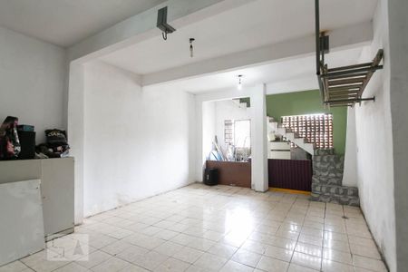 Casa à venda com 300m², 4 quartos e 9 vagasSalão de festa