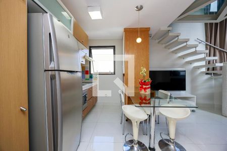 Cozinha de apartamento para alugar com 1 quarto, 49m² em Brooklin Paulista, São Paulo