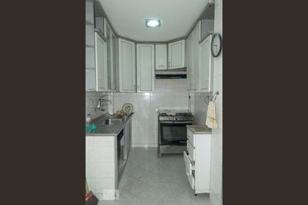 Apartamento à venda com 90m², 2 quartos e sem vagaCozinha