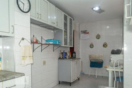 Apartamento à venda com 90m², 2 quartos e sem vagaCozinha