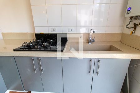 Detalhe da cozinha de apartamento para alugar com 2 quartos, 90m² em Santo Inácio, Curitiba