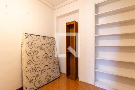 Closet de apartamento para alugar com 2 quartos, 90m² em Santo Inácio, Curitiba