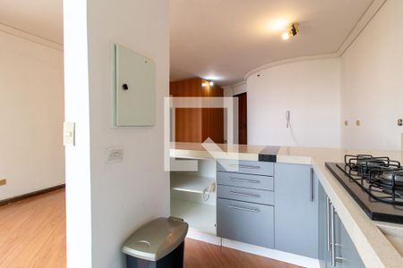 Sala/Cozinha de apartamento para alugar com 2 quartos, 90m² em Santo Inácio, Curitiba