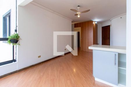 Sala/Cozinha de apartamento para alugar com 2 quartos, 90m² em Santo Inácio, Curitiba