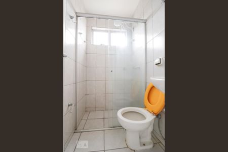 Banheiro de kitnet/studio para alugar com 1 quarto, 30m² em Setor Leste Universitário, Goiânia