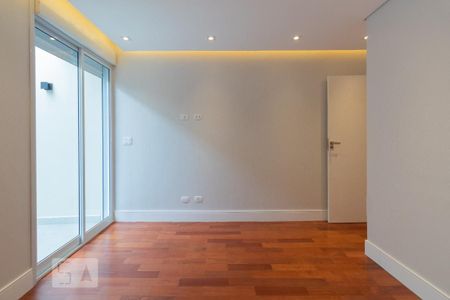 Casa à venda com 215m², 3 quartos e 3 vagasQuarto 2