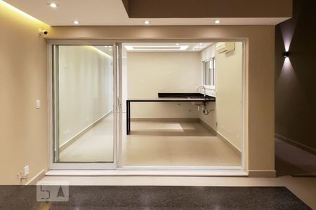 Casa à venda com 215m², 3 quartos e 3 vagasCozinha