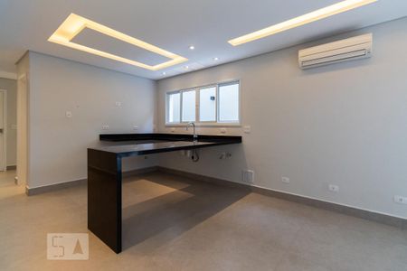 Casa à venda com 215m², 3 quartos e 3 vagasCozinha