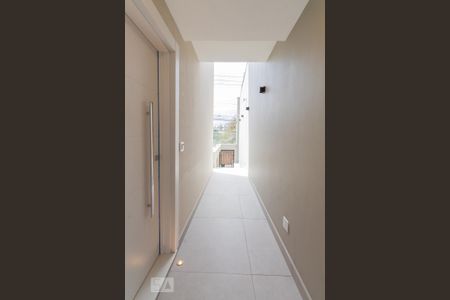 Casa à venda com 215m², 3 quartos e 3 vagasEntrada