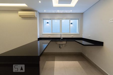 Casa à venda com 185m², 3 quartos e 3 vagas Casa à venda com 185m², 3 quartos e 3 vagasCozinha