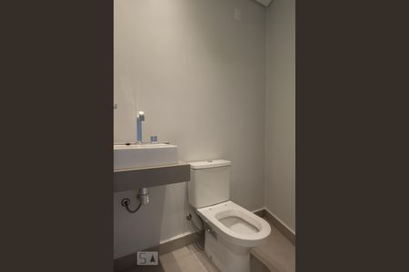 Casa à venda com 185m², 3 quartos e 3 vagas Casa à venda com 185m², 3 quartos e 3 vagasLavabo