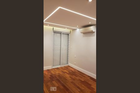 Casa à venda com 185m², 3 quartos e 3 vagas Casa à venda com 185m², 3 quartos e 3 vagasSuíte