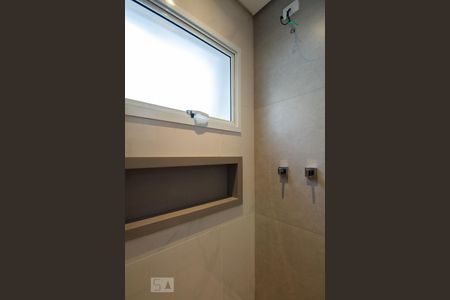 Casa à venda com 185m², 3 quartos e 3 vagas Casa à venda com 185m², 3 quartos e 3 vagasBanheiro da suíte