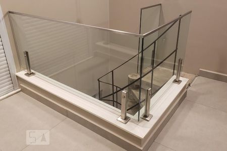 Casa à venda com 185m², 3 quartos e 3 vagas Casa à venda com 185m², 3 quartos e 3 vagasLavanderia