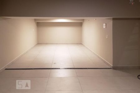 Casa à venda com 185m², 3 quartos e 3 vagas Casa à venda com 185m², 3 quartos e 3 vagasGaragem