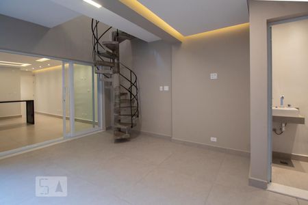 Casa à venda com 185m², 3 quartos e 3 vagas Casa à venda com 185m², 3 quartos e 3 vagasQuintal