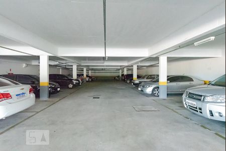 Apartamento à venda com 50m², 2 quartos e 1 vagaGaragens