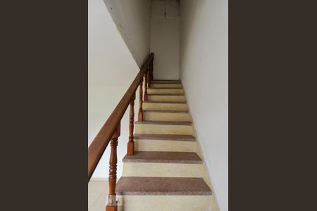 Escada Sala 1 de casa à venda com 4 quartos, 284m² em Vila Augusta, Guarulhos