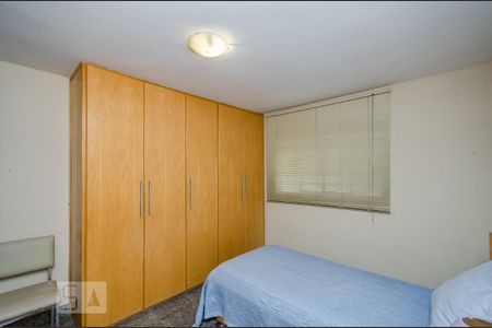 Casa à venda com 350m², 5 quartos e 8 vagasQuarto 5