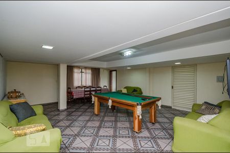 Casa à venda com 350m², 5 quartos e 8 vagasSala 3 piso inferior