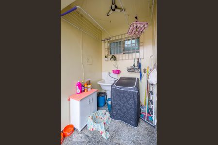 Casa à venda com 350m², 5 quartos e 8 vagasÁrea de Serviço