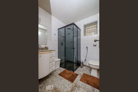 Casa à venda com 350m², 5 quartos e 8 vagasBanheiro Social 2