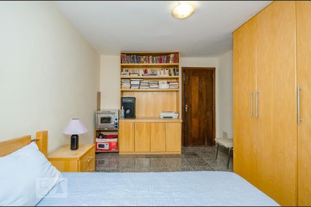 Casa à venda com 350m², 5 quartos e 8 vagasQuarto 5