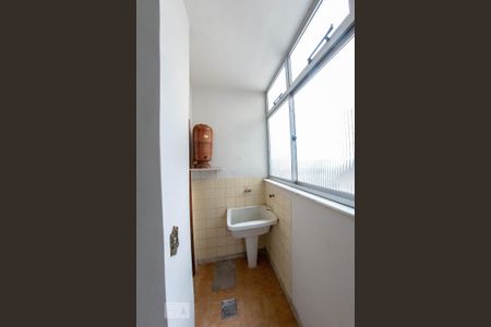 Apartamento à venda com 105m², 3 quartos e sem vagaÁrea de Serviço