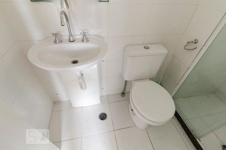 Apartamento à venda com 70m², 3 quartos e 1 vaga Apartamento à venda com 70m², 3 quartos e 1 vagaBanheiro Suíte