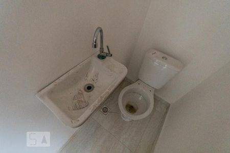 Lavabo da Sala de casa para alugar com 2 quartos, 112m² em Vila Curuçá, Santo André