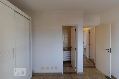 Apartamento à venda com 92m², 3 quartos e 2 vagasSuíte