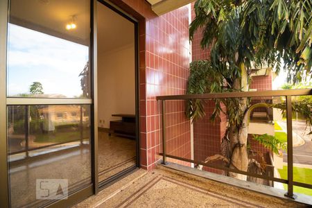 Apartamento à venda com 92m², 3 quartos e 2 vagasSacada