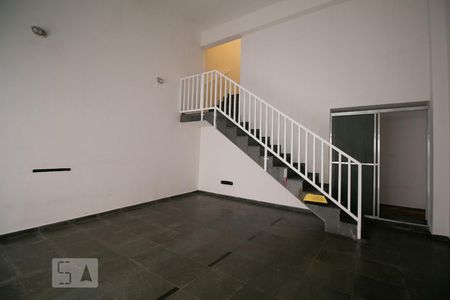 Casa à venda com 160m², 2 quartos e 2 vagas Casa à venda com 160m², 2 quartos e 2 vagasGaragem