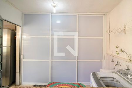 Casa à venda com 142m², 3 quartos e 2 vagasÁrea de Serviço