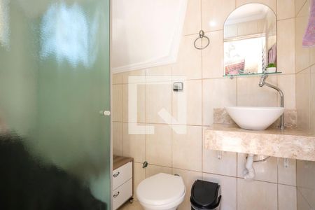 Casa à venda com 142m², 3 quartos e 2 vagasBanheiro 1