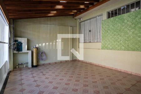 Casa à venda com 142m², 3 quartos e 2 vagasGaragem