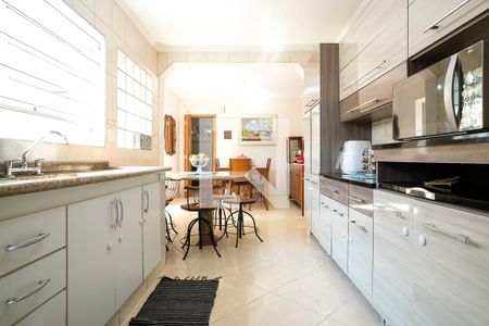 Casa à venda com 142m², 3 quartos e 2 vagasCozinha