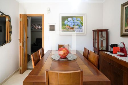 Casa à venda com 142m², 3 quartos e 2 vagasSala de Jantar