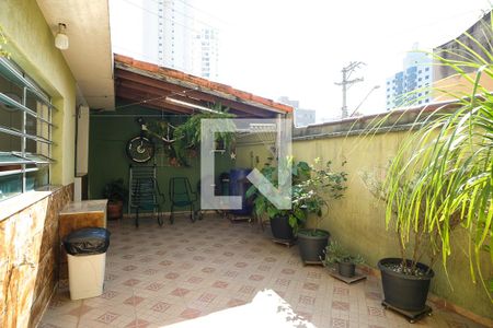 Casa à venda com 142m², 3 quartos e 2 vagasQuintal