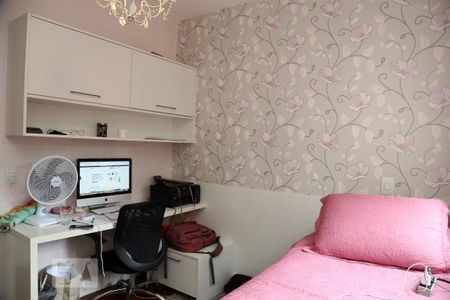 Apartamento à venda com 142m², 4 quartos e 2 vagasQuarto 2 