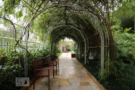 Apartamento à venda com 142m², 4 quartos e 2 vagasÁrea Externa