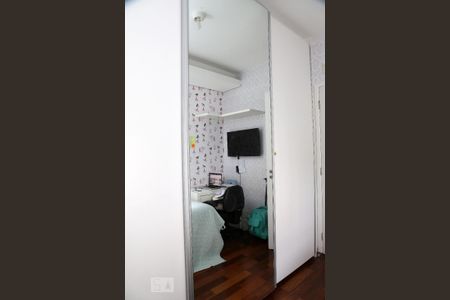 Apartamento à venda com 142m², 4 quartos e 2 vagasQuarto 1 