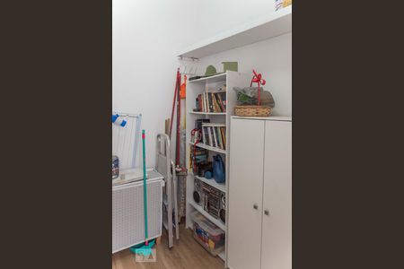 Apartamento à venda com 71m², 2 quartos e sem vagaQuarto de Serviço