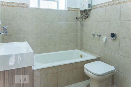 Apartamento à venda com 71m², 2 quartos e sem vagaBanheiro social 