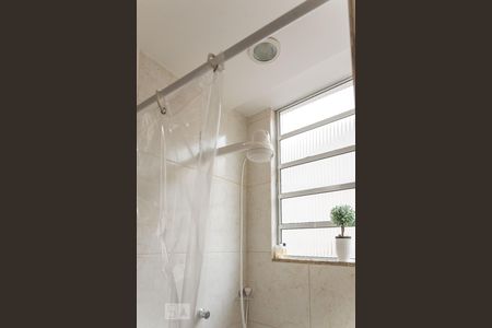 Apartamento à venda com 71m², 2 quartos e sem vagaBanheiro de Serviço