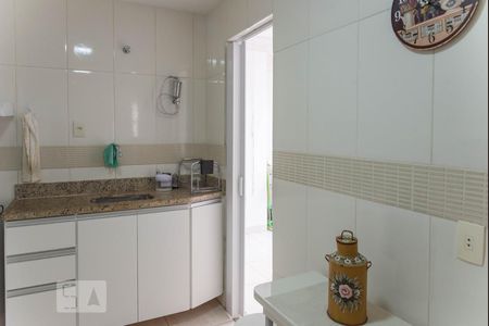 Apartamento à venda com 71m², 2 quartos e sem vagaCozinha 