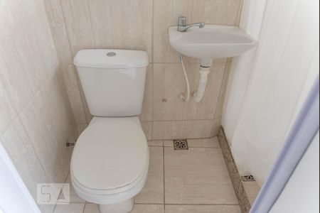 Apartamento à venda com 71m², 2 quartos e sem vagaBanheiro de Serviço