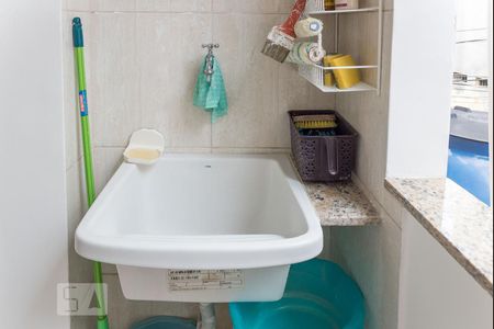 Apartamento à venda com 71m², 2 quartos e sem vagaÁrea de Serviço